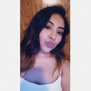 Meet your Posher, Fatima